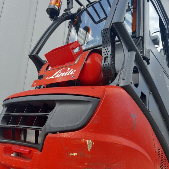 Linde H35T (393-02) EVO - Chariot élévateur à gaz: photos 4 Linde H35T (393-02) EVO - Chariot élévateur à gaz: photos 4