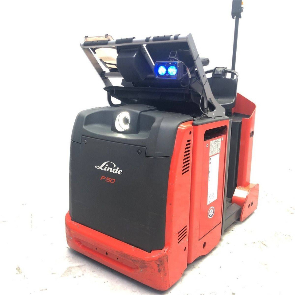 Linde P50C (1190) - Chariot tracteur: photos 1 Linde P50C (1190) - Chariot tracteur: photos 1