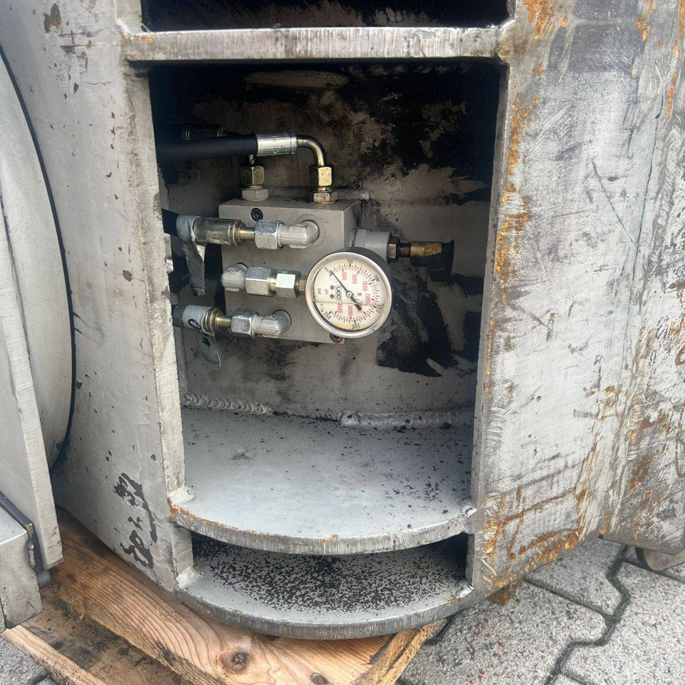 Paper roll clamp rotating - Pinces: photos 4 Paper roll clamp rotating - Pinces: photos 4