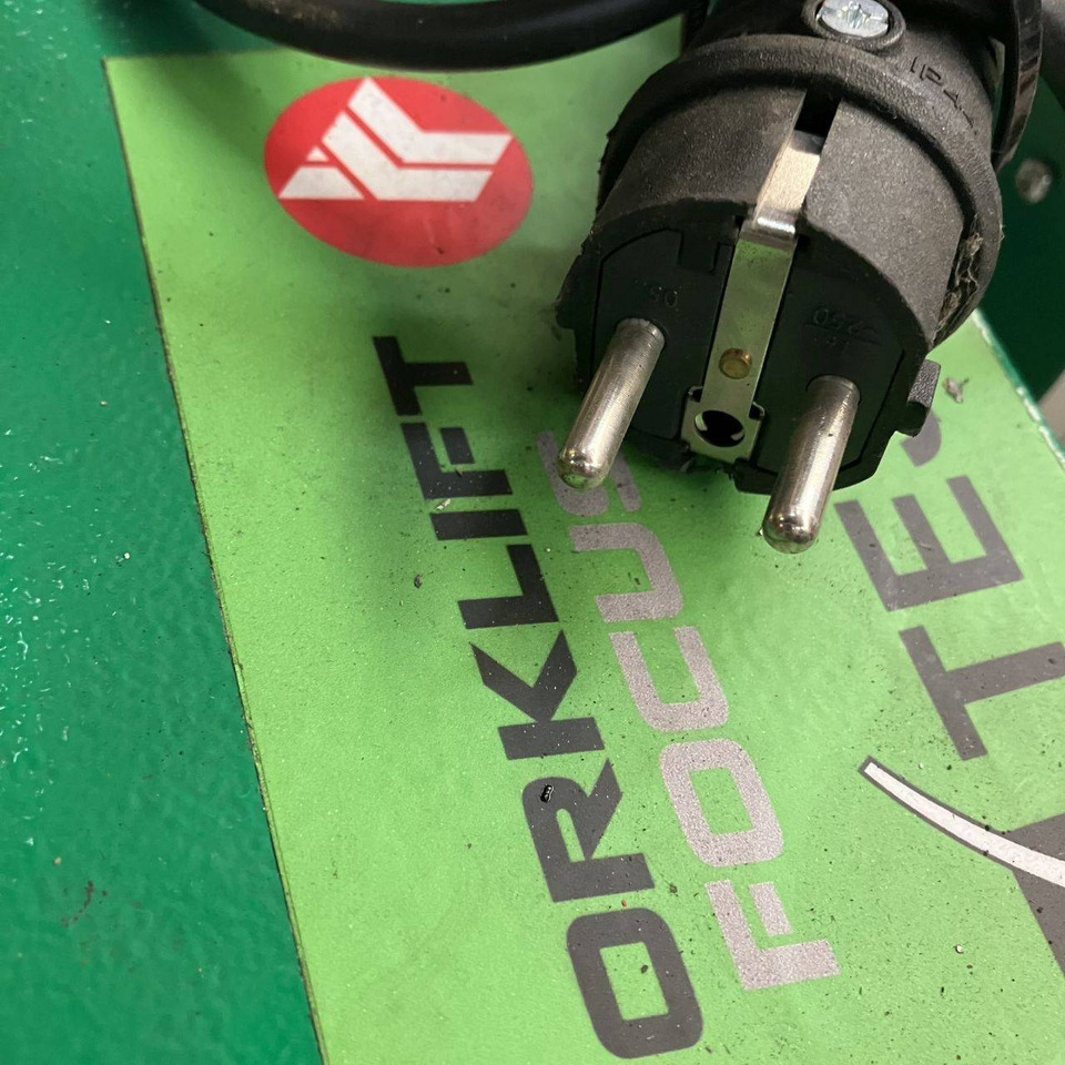 Hoppecke E230 G24/65 B-F15FS Trak power Optimal Charge (2) - Pièces de rechange pour Matériel de manutention: photos 4 Hoppecke E230 G24/65 B-F15FS Trak power Optimal Charge (2) - Pièces de rechange pour Matériel de manutention: photos 4