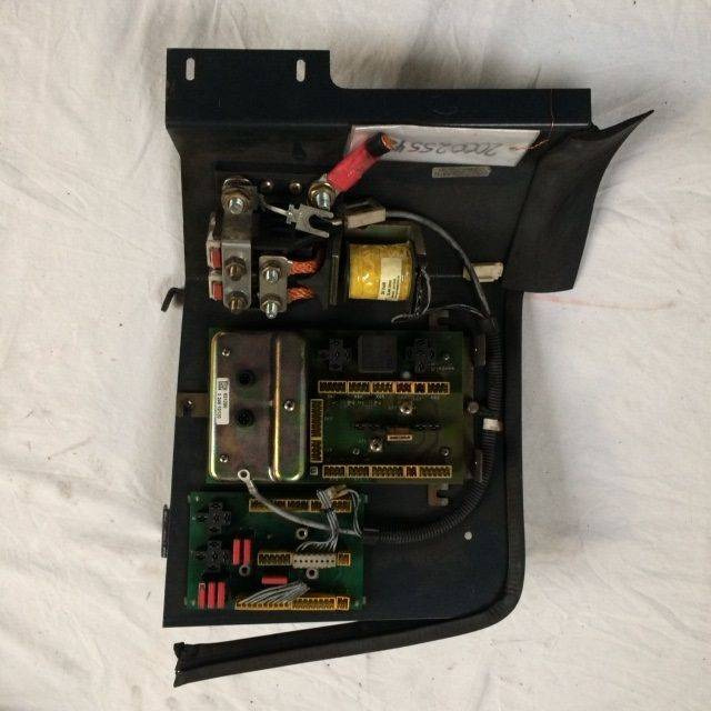 Printed circuit board for Still R60-18 - Système électrique pour Matériel de manutention: photos 2 Printed circuit board for Still R60-18 - Système électrique pour Matériel de manutention: photos 2