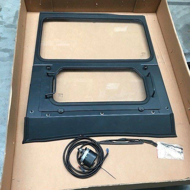 Rear panel for Komatsu - Fenêtre et pièces pour Matériel de manutention: photos 1 Rear panel for Komatsu - Fenêtre et pièces pour Matériel de manutention: photos 1