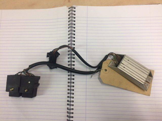 Resistor for Linde Series 335-02 - Commutateur de colonne de direction pour Matériel de manutention: photos 1 Resistor for Linde Series 335-02 - Commutateur de colonne de direction pour Matériel de manutention: photos 1