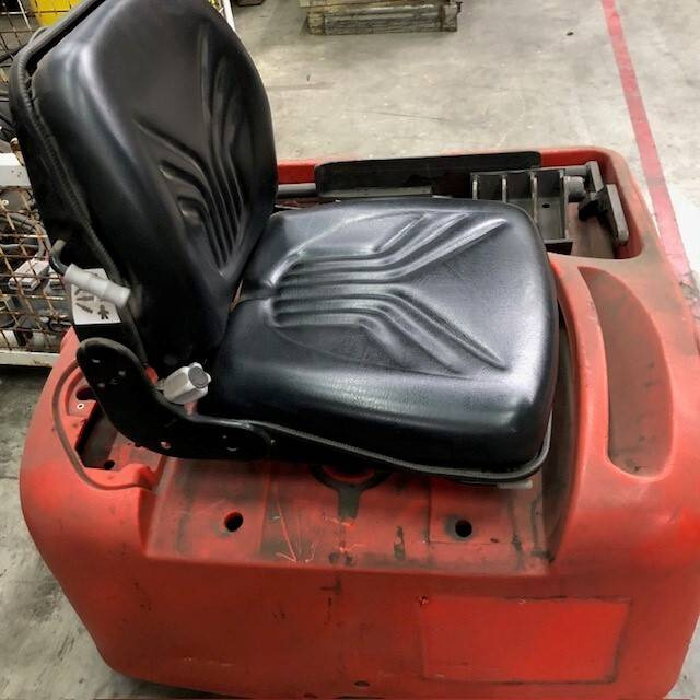 Seat for Linde P60, Series 126 - Siège pour Matériel de manutention: photos 2 Seat for Linde P60, Series 126 - Siège pour Matériel de manutention: photos 2