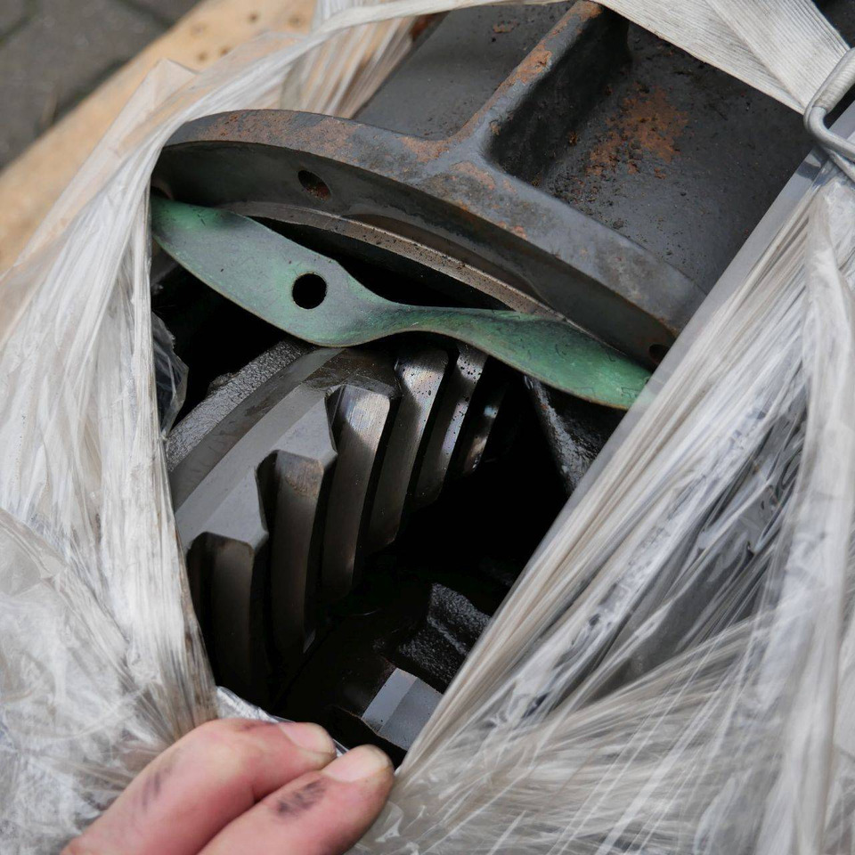 Transmission for Nissan D02 - Transmission pour Matériel de manutention: photos 2 Transmission for Nissan D02 - Transmission pour Matériel de manutention: photos 2