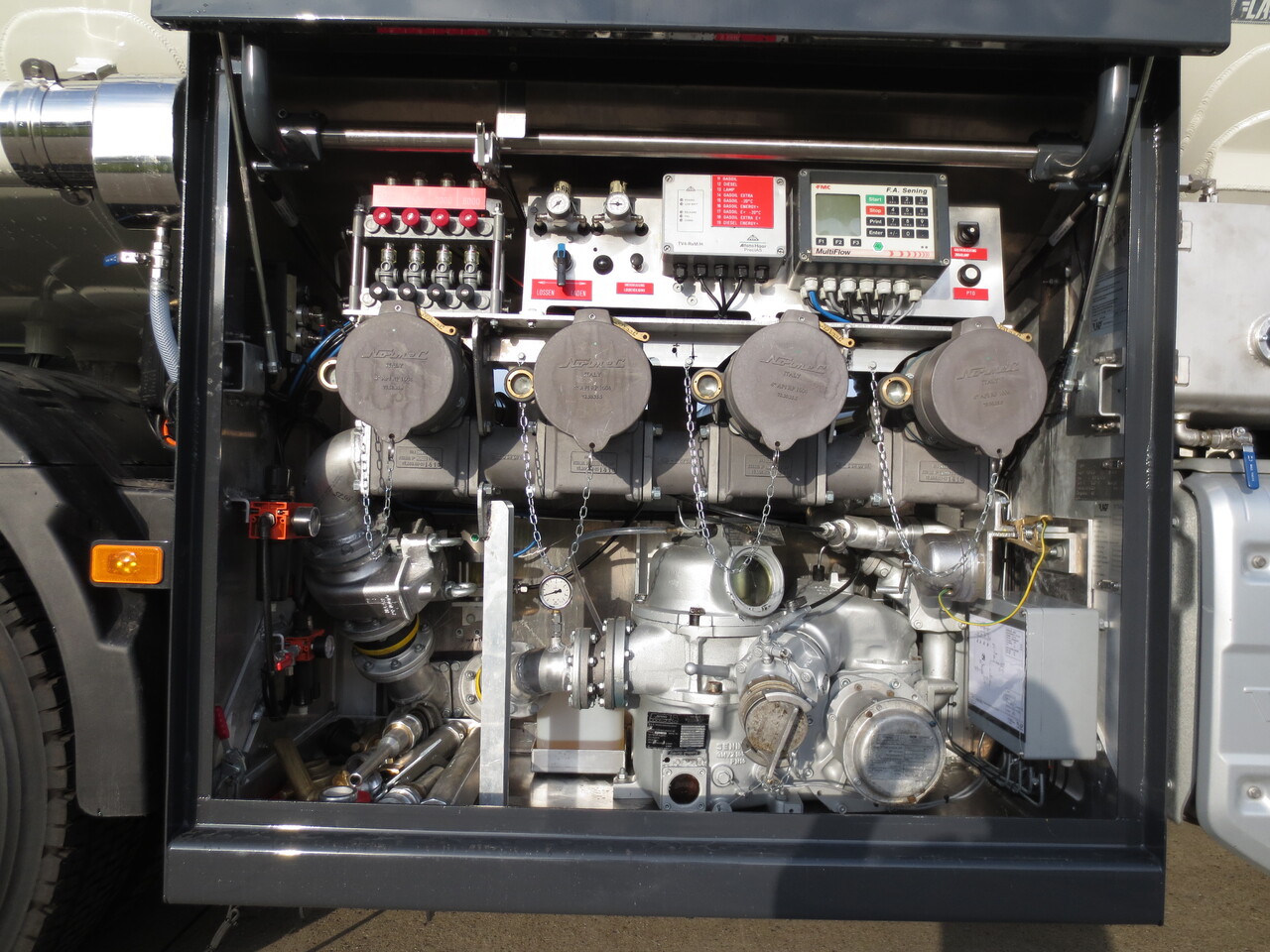 Camion citerne VOLVO FM: photos 11