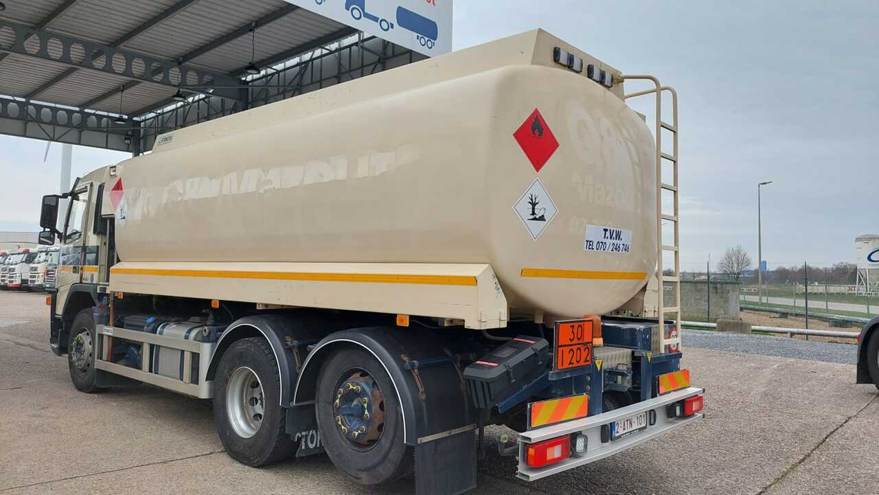 Camion citerne VOLVO FM: photos 9
