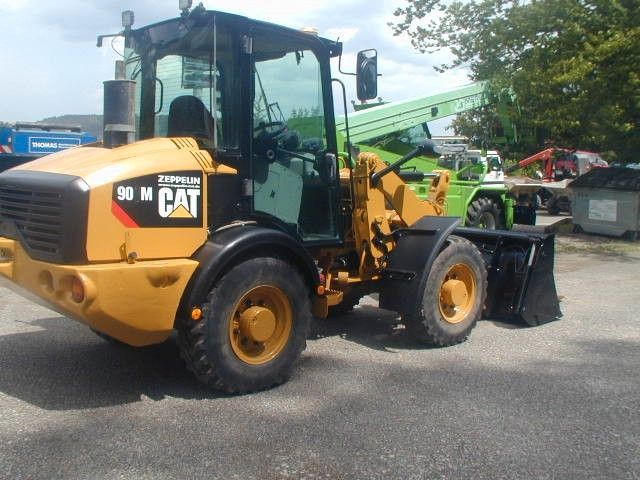 CAT 906H - Chargeuse sur pneus: photos 1 CAT 906H - Chargeuse sur pneus: photos 1