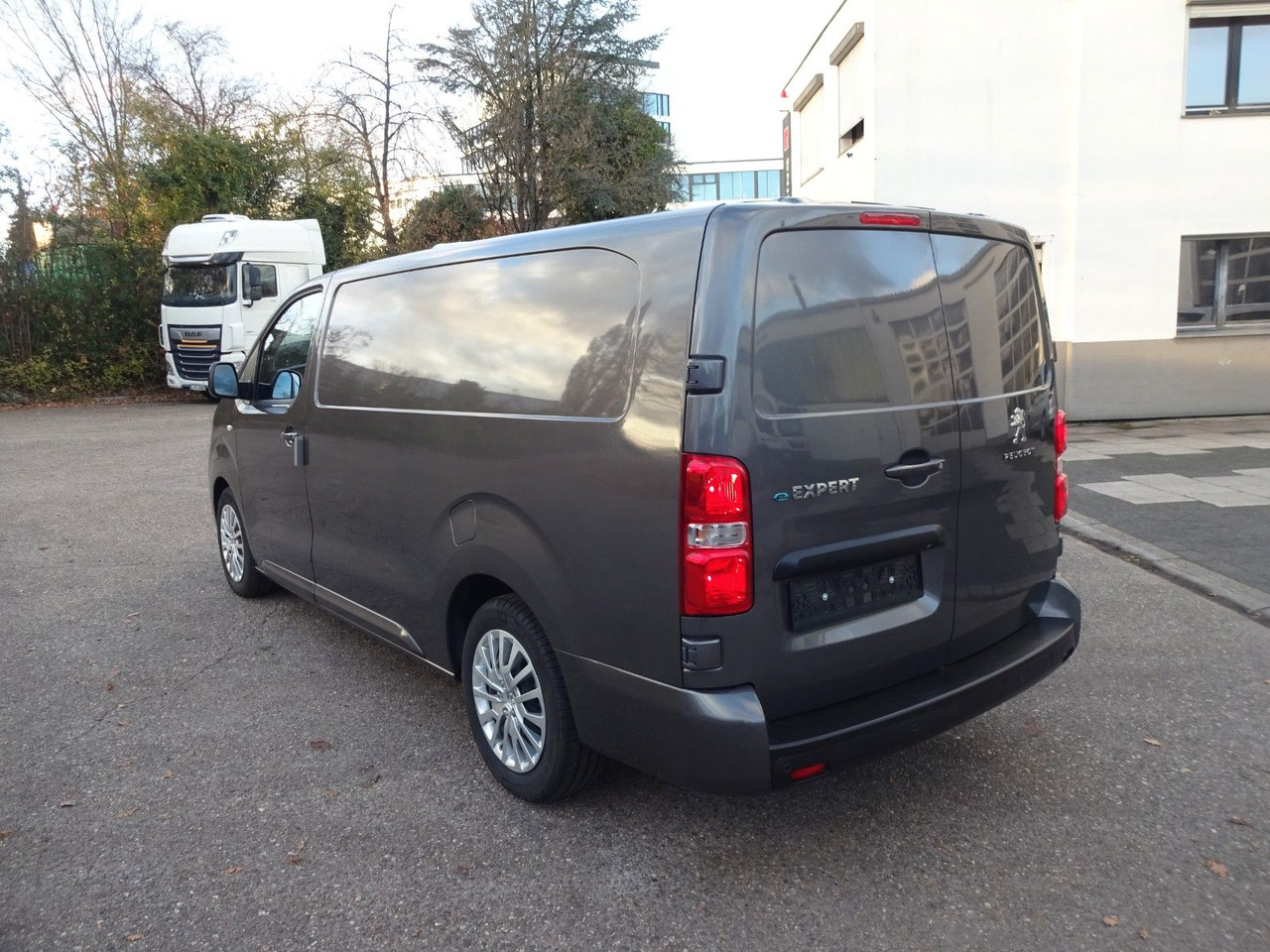 Peugeot Expert Kasten Lang, L3H1, 57 kW - Fourgonnette, Utilitaire électrique: photos 5 Peugeot Expert Kasten Lang, L3H1, 57 kW - Fourgonnette, Utilitaire électrique: photos 5