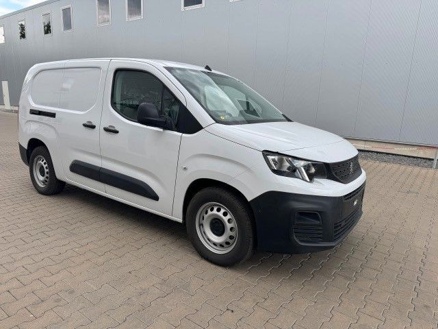 Peugeot Partner Premium Elektro, L3H1, 100 kW, Kamera - Fourgonnette, Utilitaire électrique: photos 1 Peugeot Partner Premium Elektro, L3H1, 100 kW, Kamera - Fourgonnette, Utilitaire électrique: photos 1