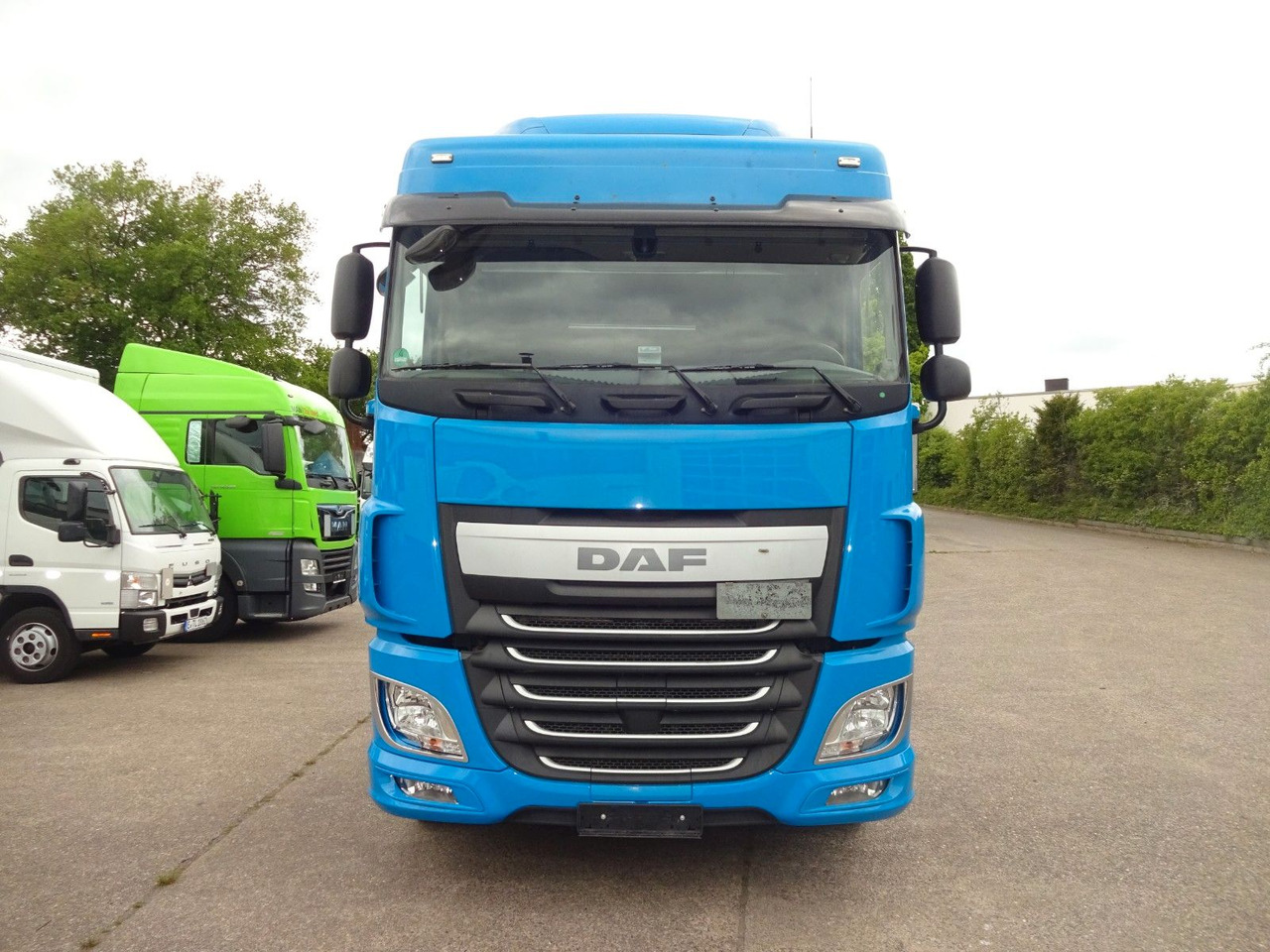 DAF XF 440, SC, Klima, 2 x Tank, Intarder, Standklim - Tracteur routier: photos 2 DAF XF 440, SC, Klima, 2 x Tank, Intarder, Standklim - Tracteur routier: photos 2
