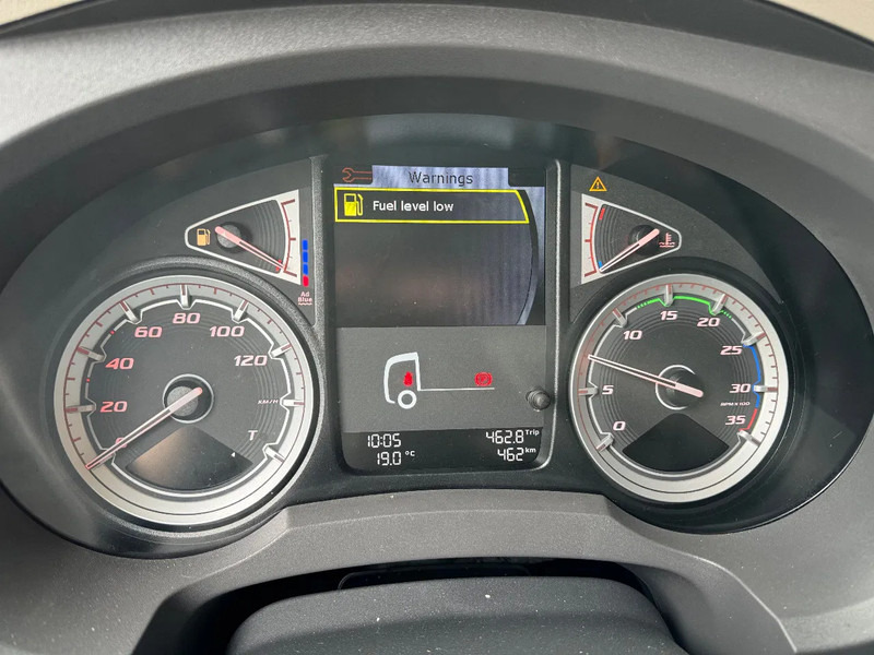 Crédit-bail de DAF LF 210 FA 6.1M Bakwagen NIEUW, Volledige garantie 3 jaar, Laadklep - Airco - Vangmuil DAF LF 210 FA 6.1M Bakwagen NIEUW, Volledige garantie 3 jaar, Laadklep - Airco - Vangmuil: photos 17