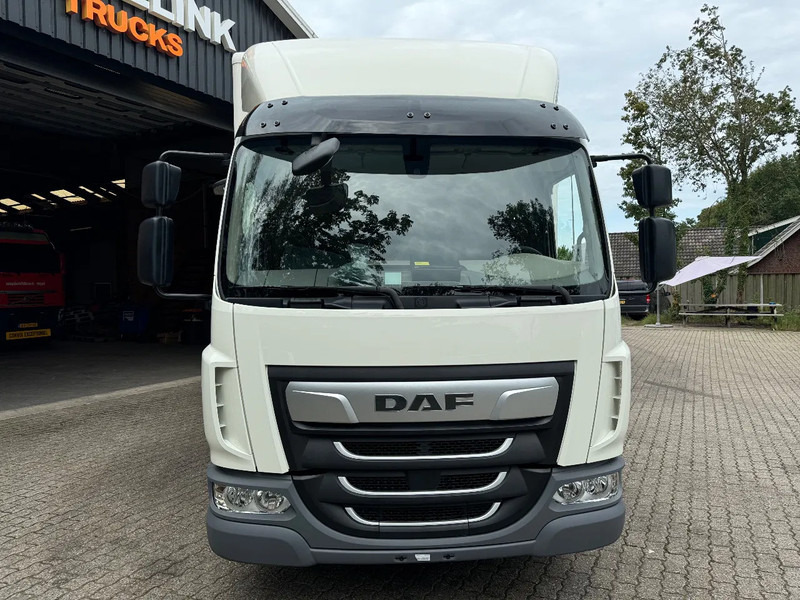 Crédit-bail de DAF LF 210 FA 6.1M Bakwagen NIEUW, Volledige garantie 3 jaar, Laadklep - Airco - Vangmuil DAF LF 210 FA 6.1M Bakwagen NIEUW, Volledige garantie 3 jaar, Laadklep - Airco - Vangmuil: photos 14
