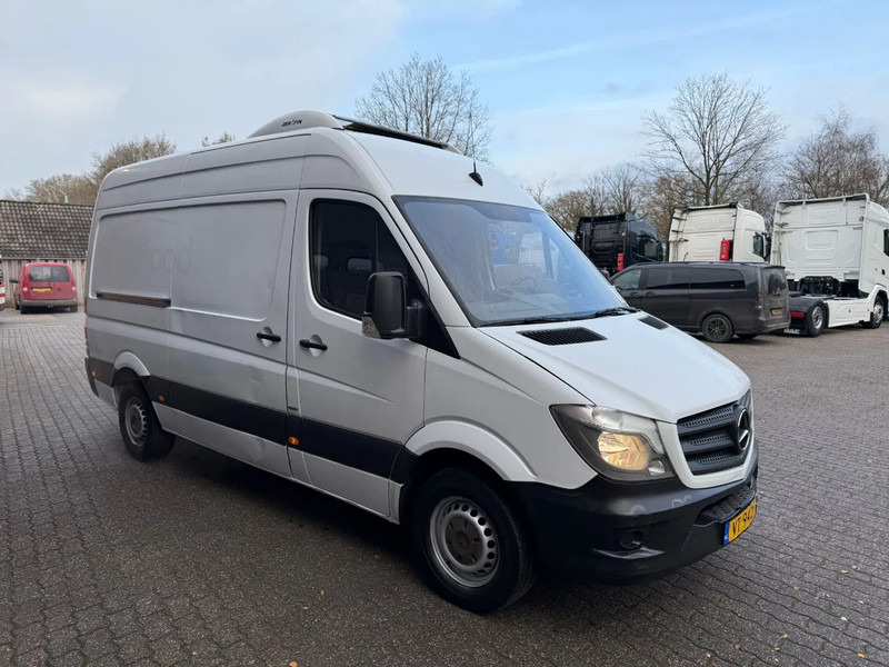 Mercedes-Benz Sprinter 314 Dual Zone Frigo -30/+30 AUT. APK/TUV 06-2026 - Utilitaire frigorifique: photos 2 Mercedes-Benz Sprinter 314 Dual Zone Frigo -30/+30 AUT. APK/TUV 06-2026 - Utilitaire frigorifique: photos 2