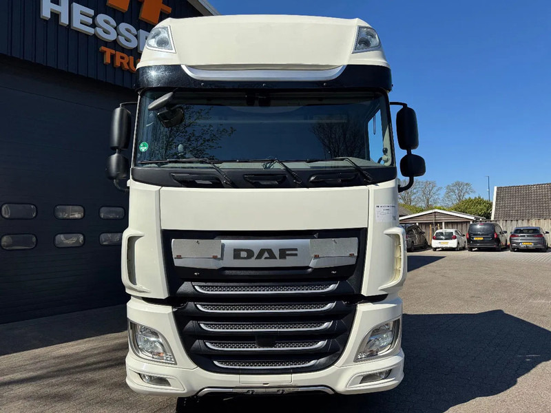 DAF XF 480 5X! SSC Super Space 2x tank LED PTO-Prep 335.720KM ACC - Tracteur routier: photos 3 DAF XF 480 5X! SSC Super Space 2x tank LED PTO-Prep 335.720KM ACC - Tracteur routier: photos 3