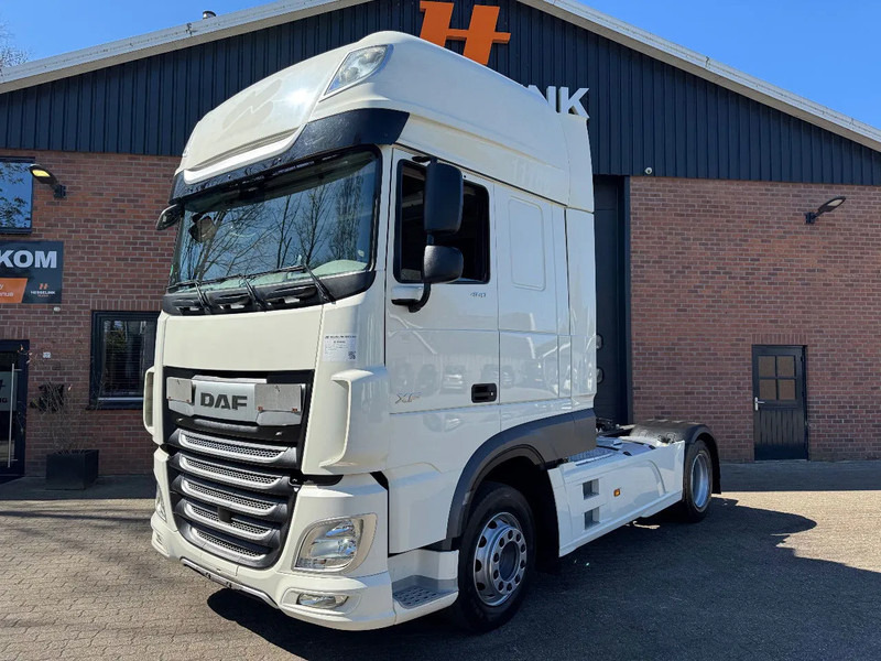 DAF XF 480 5X! SSC Super Space 2x tank LED PTO-Prep 335.720KM ACC - Tracteur routier: photos 1 DAF XF 480 5X! SSC Super Space 2x tank LED PTO-Prep 335.720KM ACC - Tracteur routier: photos 1