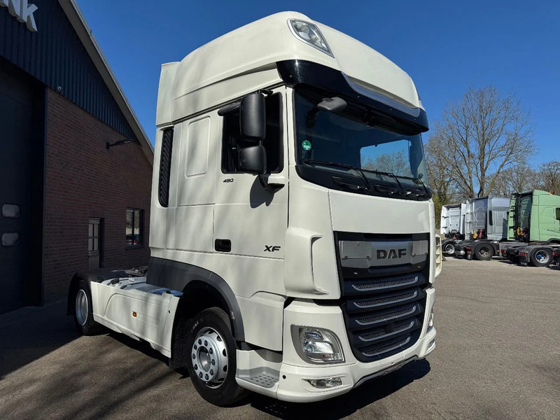 DAF XF 480 5X! SSC Super Space 2x tank LED PTO-Prep 335.720KM ACC - Tracteur routier: photos 2 DAF XF 480 5X! SSC Super Space 2x tank LED PTO-Prep 335.720KM ACC - Tracteur routier: photos 2