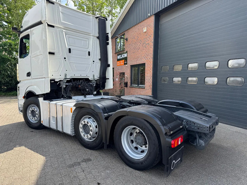 Mercedes-Benz Actros 2545 6X2 Gigaspace Gestuurde voorloopas NL Truck 327.240KM - Tracteur routier: photos 4 Mercedes-Benz Actros 2545 6X2 Gigaspace Gestuurde voorloopas NL Truck 327.240KM - Tracteur routier: photos 4