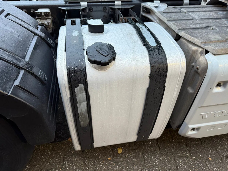 Tracteur routier Volvo FH 460 6X2 Globetrotter XL ADR 427.228KM!! NL Truck: photos 13