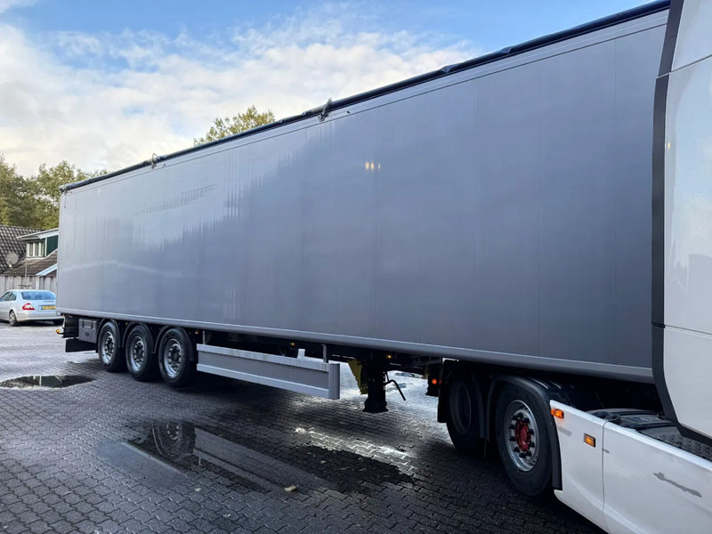 Kraker 92M3 Cargo Floor 10MM Liftas NL Trailer APK/TUV 20-05-2026 - Semi-remorque à fond mouvant: photos 4 Kraker 92M3 Cargo Floor 10MM Liftas NL Trailer APK/TUV 20-05-2026 - Semi-remorque à fond mouvant: photos 4