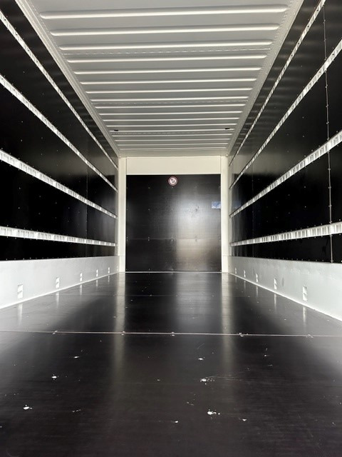 Krone Stahl-Glattwand Wechselkoffer, BDF-System, 7.450 mm lang - Carrosserie fourgon: photos 3 Krone Stahl-Glattwand Wechselkoffer, BDF-System, 7.450 mm lang - Carrosserie fourgon: photos 3