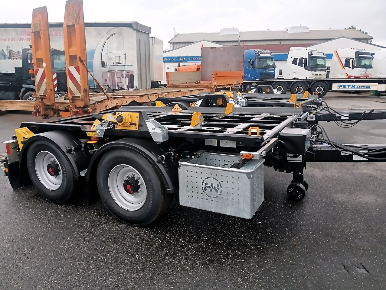 Hüffermann 2-A-MINI-CARRIER SAFETYFIX VERZINKT FULLOPTION - Remorque ampliroll/ Multibenne: photos 4 Hüffermann 2-A-MINI-CARRIER SAFETYFIX VERZINKT FULLOPTION - Remorque ampliroll/ Multibenne: photos 4