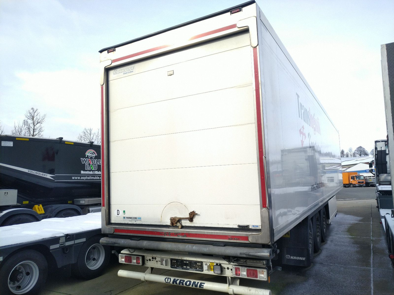 Krone SDR27eL4-MT Blumen BiTemp TK SLXi Double Rolltor - Semi-remorque fourgon: photos 2 Krone SDR27eL4-MT Blumen BiTemp TK SLXi Double Rolltor - Semi-remorque fourgon: photos 2