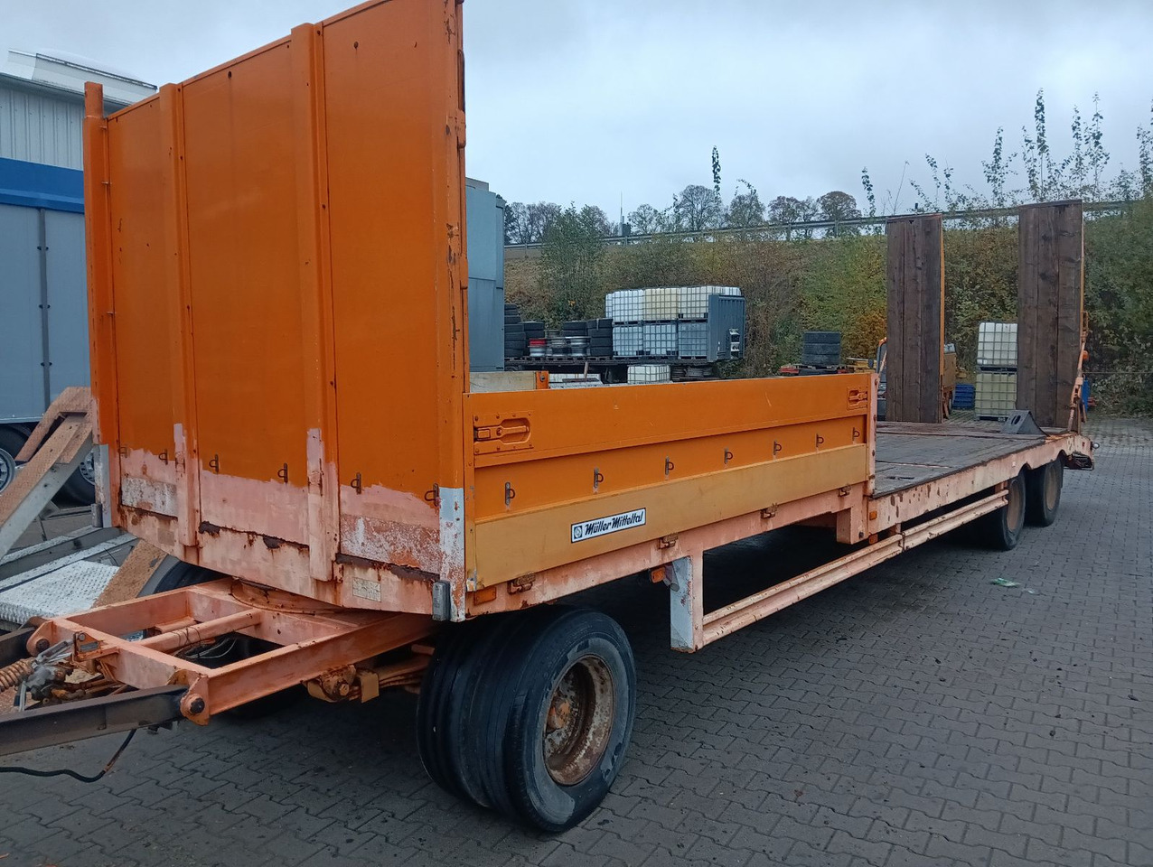 Müller-Mitteltal T 3 9,55m 0,90m Rampen, Bordwand vorne ABS SAF - Remorque porte-engin surbaissée: photos 2 Müller-Mitteltal T 3 9,55m 0,90m Rampen, Bordwand vorne ABS SAF - Remorque porte-engin surbaissée: photos 2