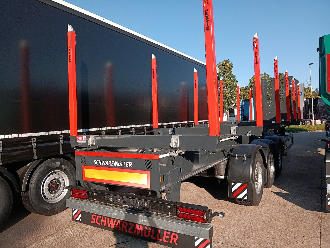 Schwarzmüller 3-A Rungensattel 6xExte144S 5560kg NEU sofort Schwarzmüller 3-A Rungensattel 6xExte144S 5560kg NEU sofort - Semi-remorque grumier: photos 3 Schwarzmüller 3-A Rungensattel 6xExte144S 5560kg NEU sofort Schwarzmüller 3-A Rungensattel 6xExte144S 5560kg NEU sofort - Semi-remorque grumier: photos 3