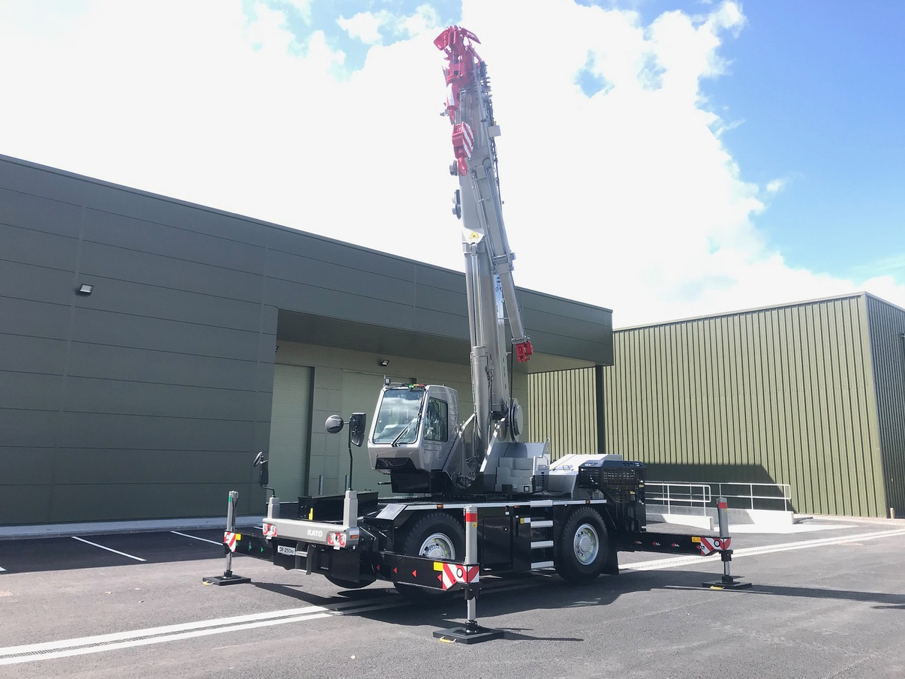 KATO CR-250Rv - 25 Ton City Crane - Grue mobile: photos 5 KATO CR-250Rv - 25 Ton City Crane - Grue mobile: photos 5