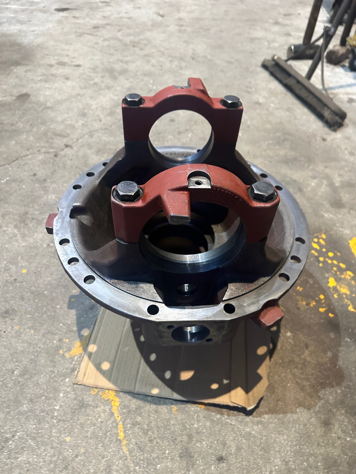 LIEBHERR Differential Carrier Part Number 10342388 - Grue tout-terrain: photos 4 LIEBHERR Differential Carrier Part Number 10342388 - Grue tout-terrain: photos 4