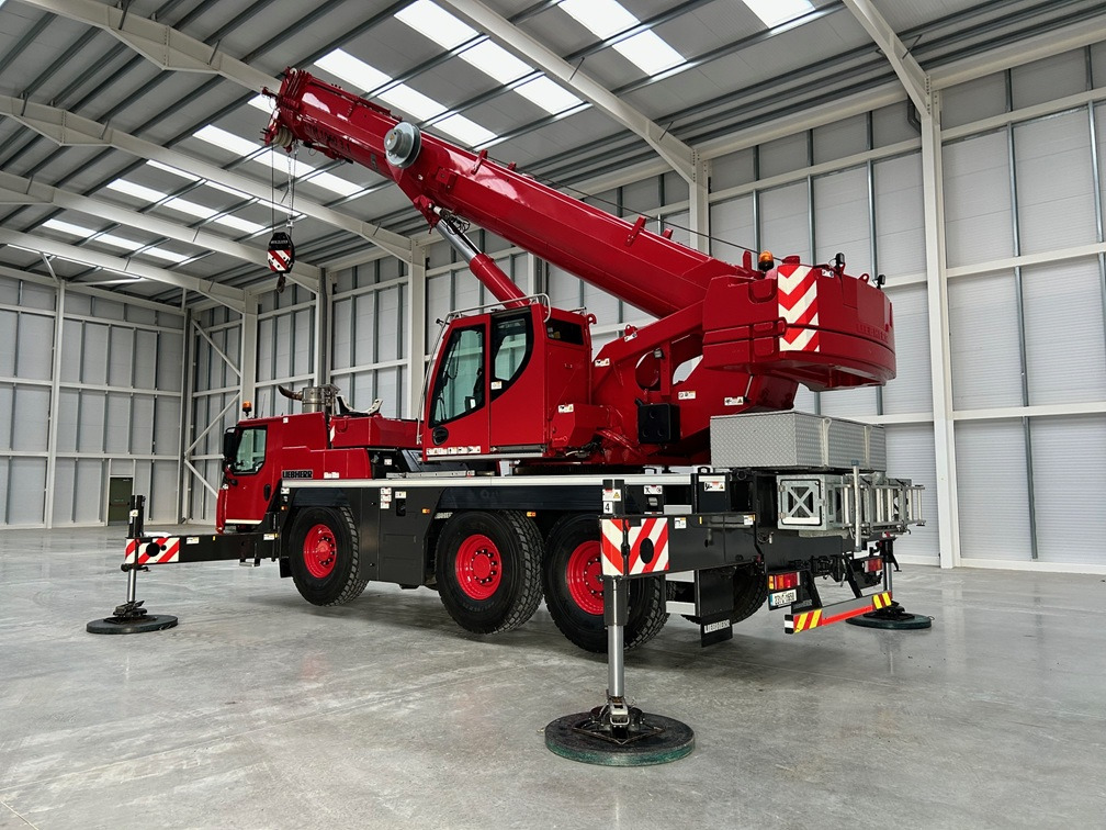 Grue LIEBHERR LTM1060-3.1: photos 44 Grue LIEBHERR LTM1060-3.1: photos 44