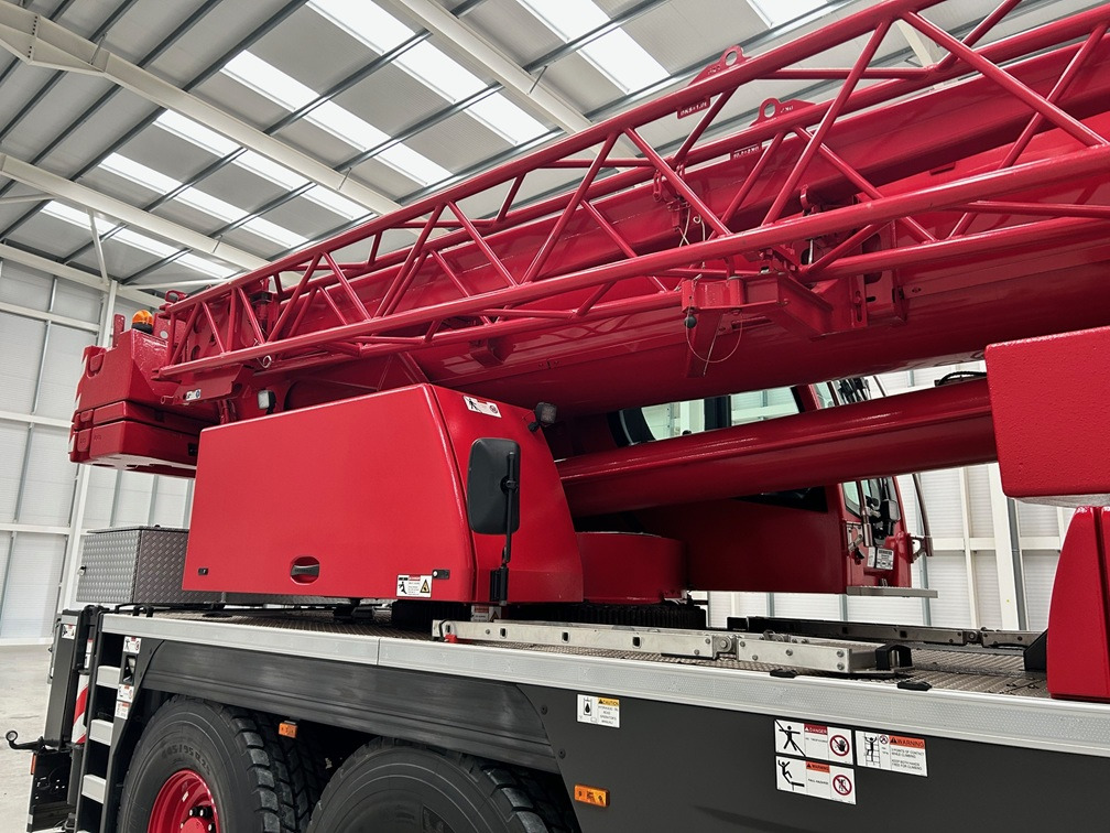 Grue LIEBHERR LTM1060-3.1: photos 9 Grue LIEBHERR LTM1060-3.1: photos 9