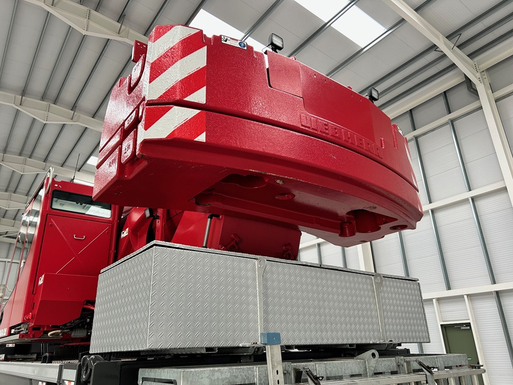 Grue LIEBHERR LTM1060-3.1: photos 20 Grue LIEBHERR LTM1060-3.1: photos 20