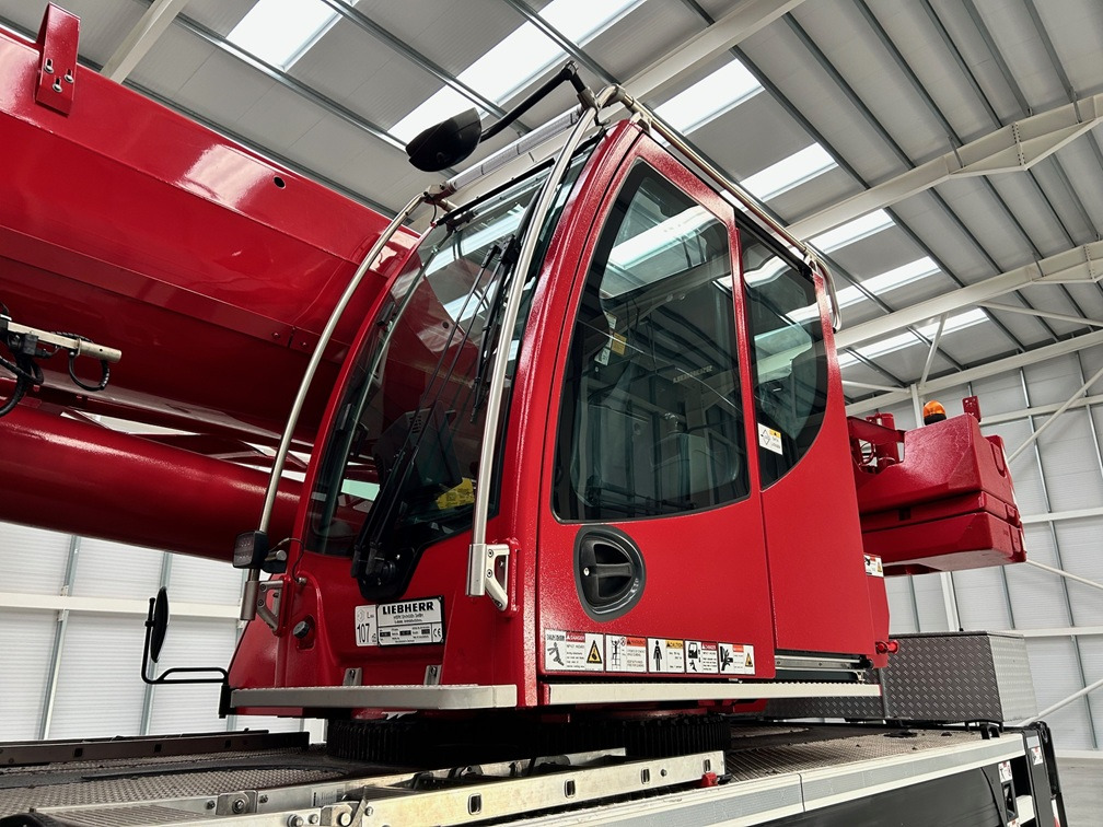 Grue LIEBHERR LTM1060-3.1: photos 27 Grue LIEBHERR LTM1060-3.1: photos 27