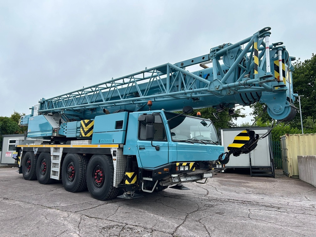 TADANO FAUN ATF100G-4, In Excellent Condition - Grue tout-terrain: photos 2 TADANO FAUN ATF100G-4, In Excellent Condition - Grue tout-terrain: photos 2