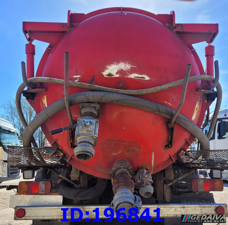 7.3 m3 - Vacuum tank - Conteneur citerne: photos 2 7.3 m3 - Vacuum tank - Conteneur citerne: photos 2