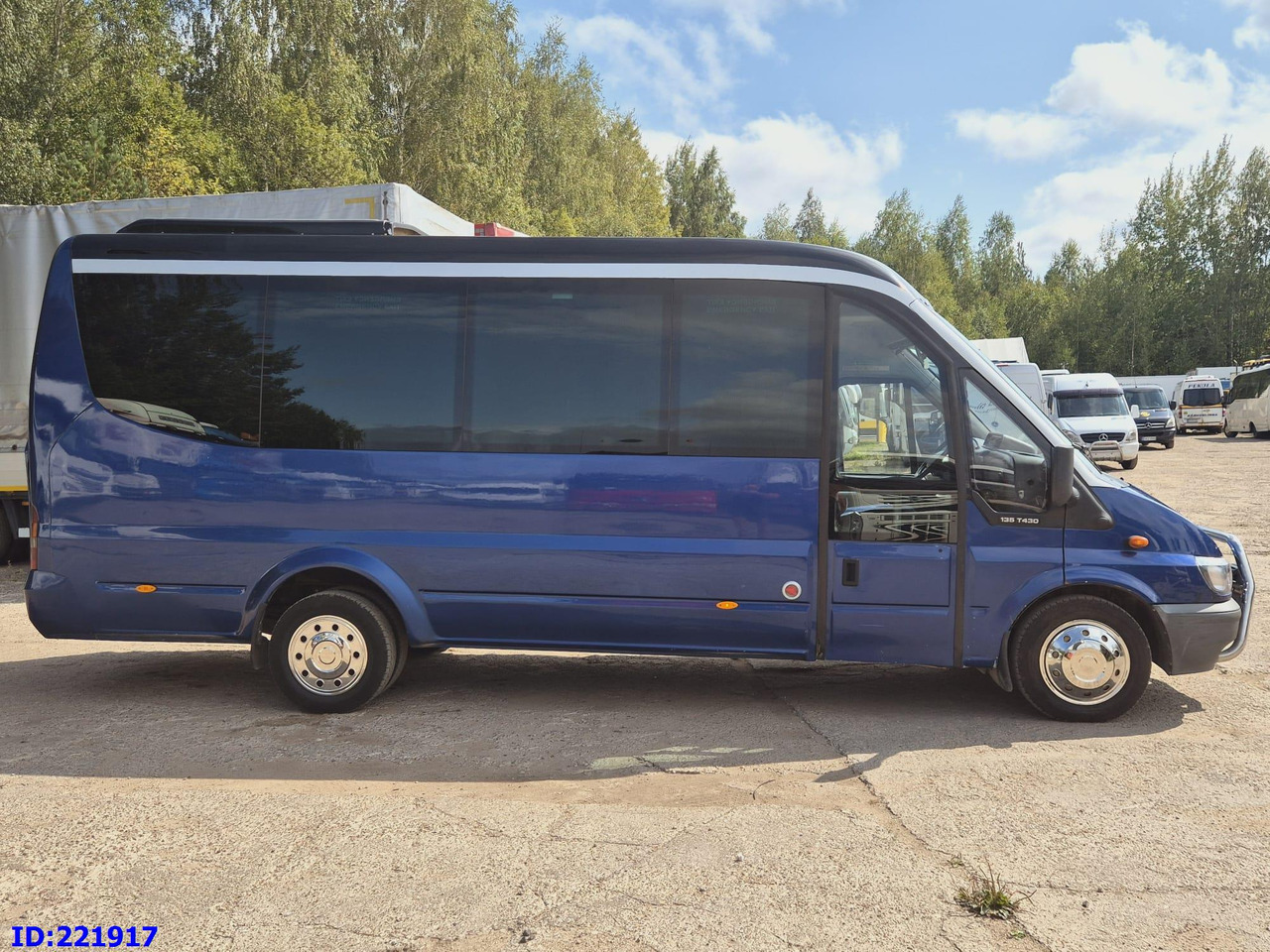 FORD Sunset VIP 17-seats - Autocar: photos 2 FORD Sunset VIP 17-seats - Autocar: photos 2