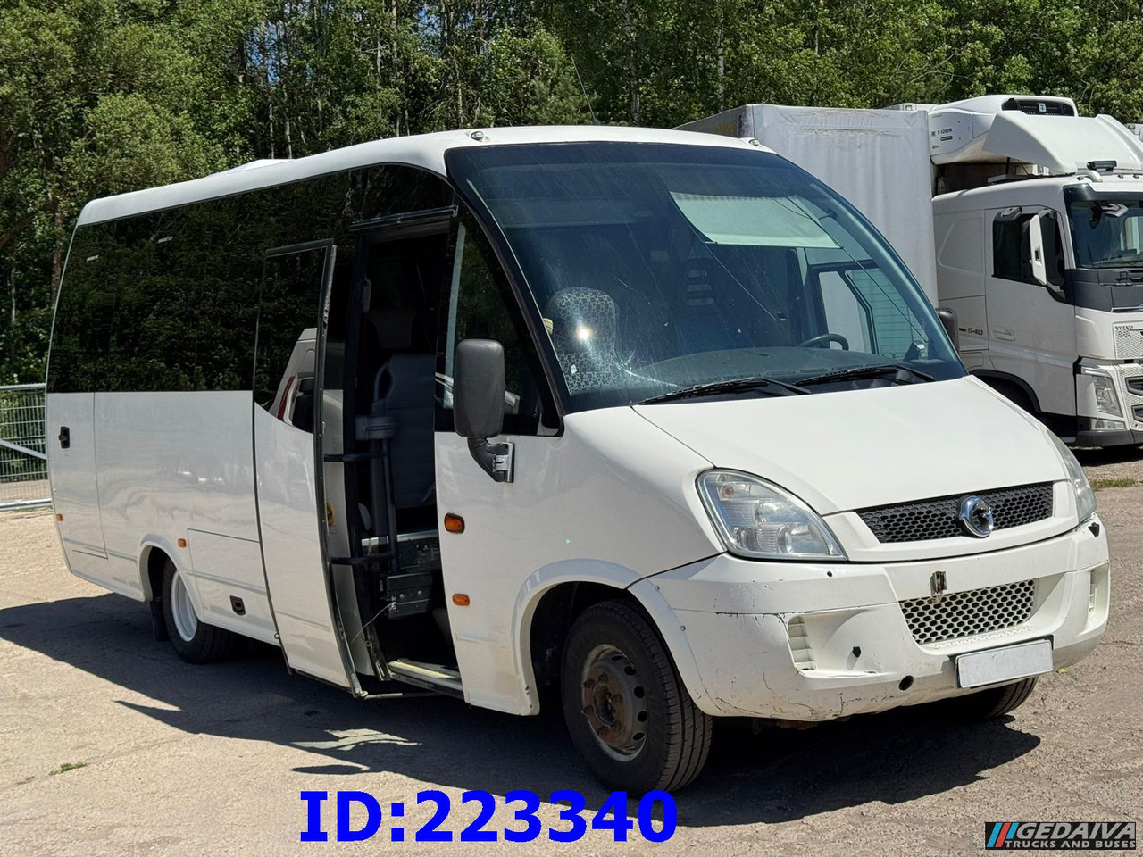 IVECO Wing Euro5 25 places - Autocar: photos 2 IVECO Wing Euro5 25 places - Autocar: photos 2