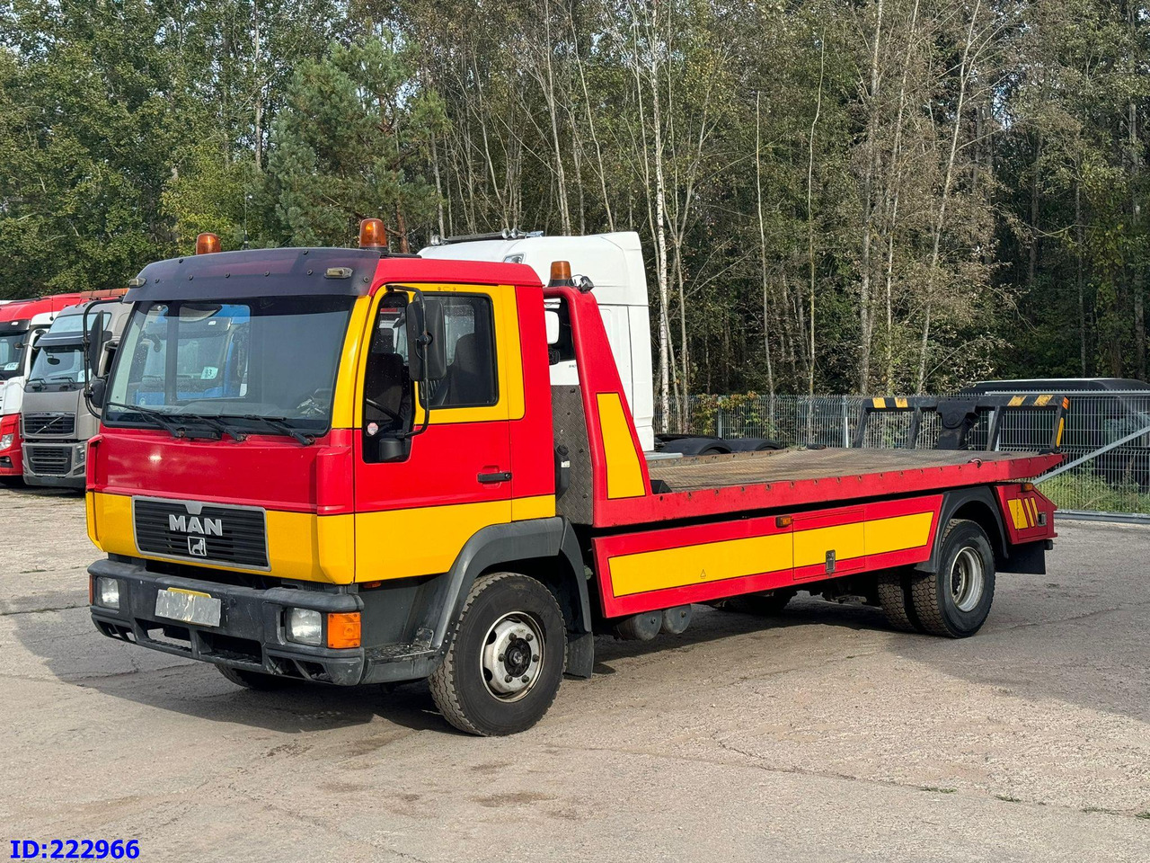 MAN 12.224 - Remorqueuse: photos 1 MAN 12.224 - Remorqueuse: photos 1