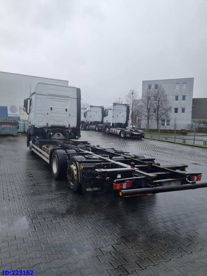 MERCEDES-BENZ Actros 2542 BDF 6x2 Euro6 - Châssis cabine: photos 5 MERCEDES-BENZ Actros 2542 BDF 6x2 Euro6 - Châssis cabine: photos 5