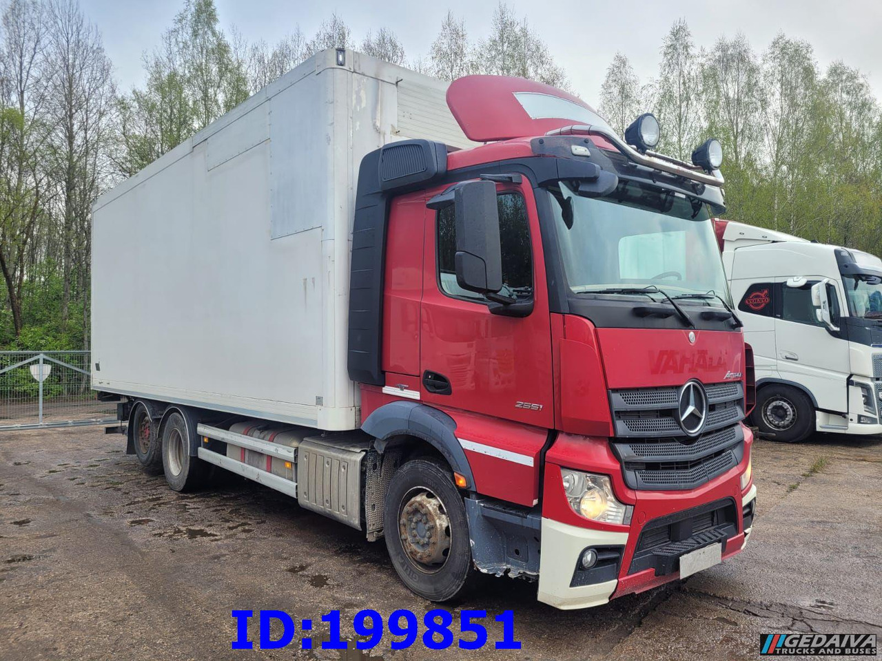 MERCEDES-BENZ Actros 2551 6x2 Euro5 - Camion fourgon: photos 4 MERCEDES-BENZ Actros 2551 6x2 Euro5 - Camion fourgon: photos 4