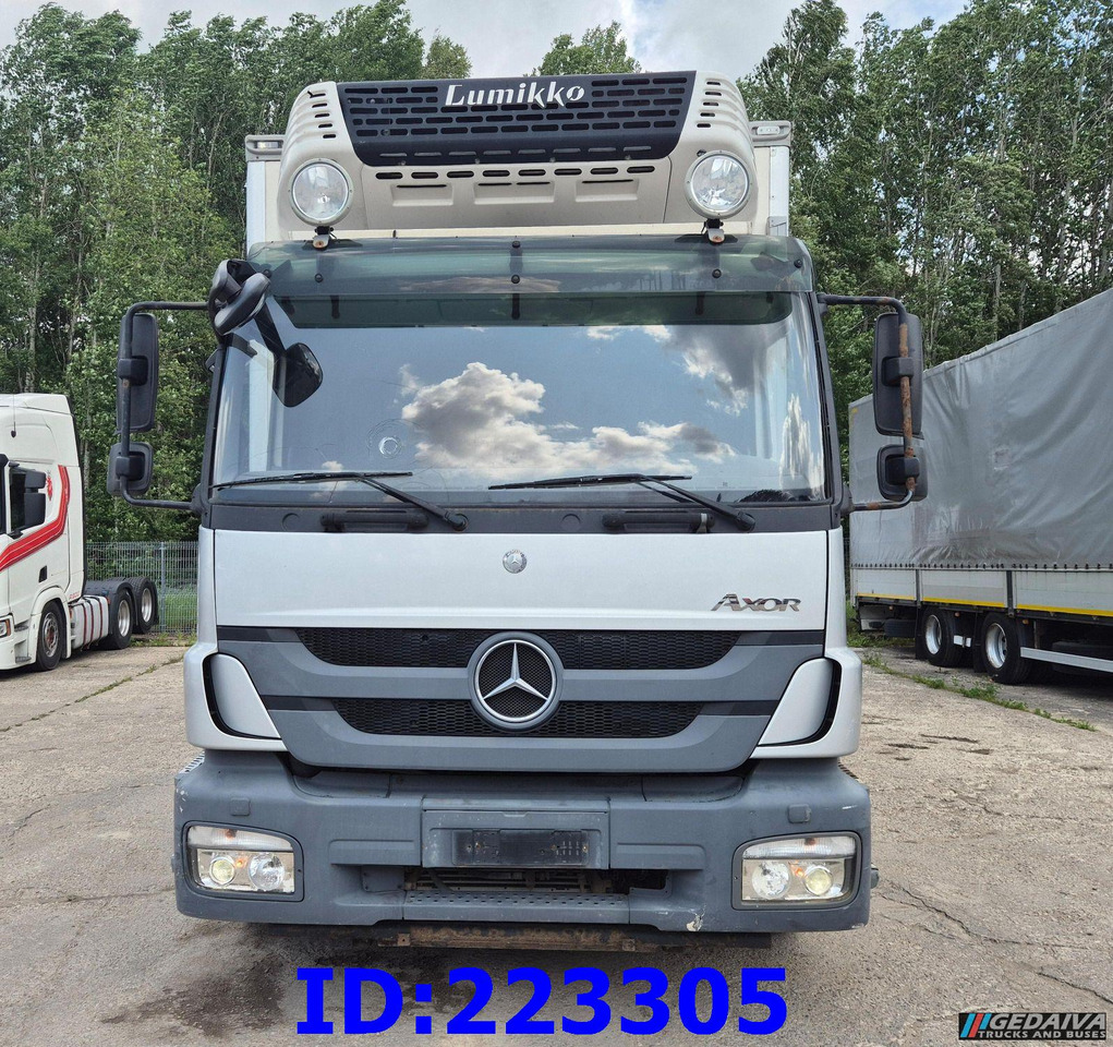 MERCEDES-BENZ Axor 1829 Euro5 Manual + Tail lift - Camion frigorifique: photos 2 MERCEDES-BENZ Axor 1829 Euro5 Manual + Tail lift - Camion frigorifique: photos 2