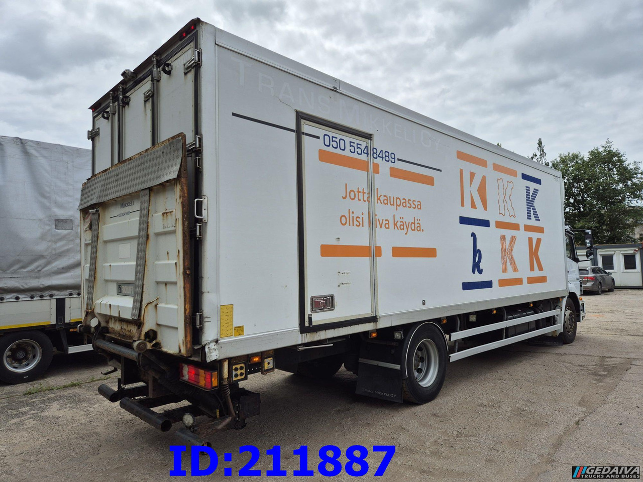 MERCEDES-BENZ Axor 1833 - Manual - Camion frigorifique: photos 5 MERCEDES-BENZ Axor 1833 - Manual - Camion frigorifique: photos 5