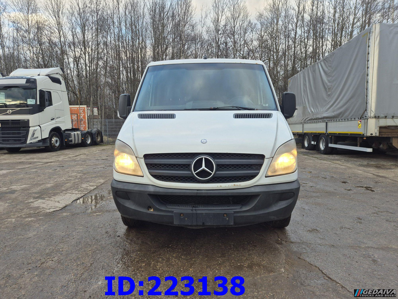 MERCEDES-BENZ Sprinter 213 - Euro5 - Autocar: photos 2 MERCEDES-BENZ Sprinter 213 - Euro5 - Autocar: photos 2