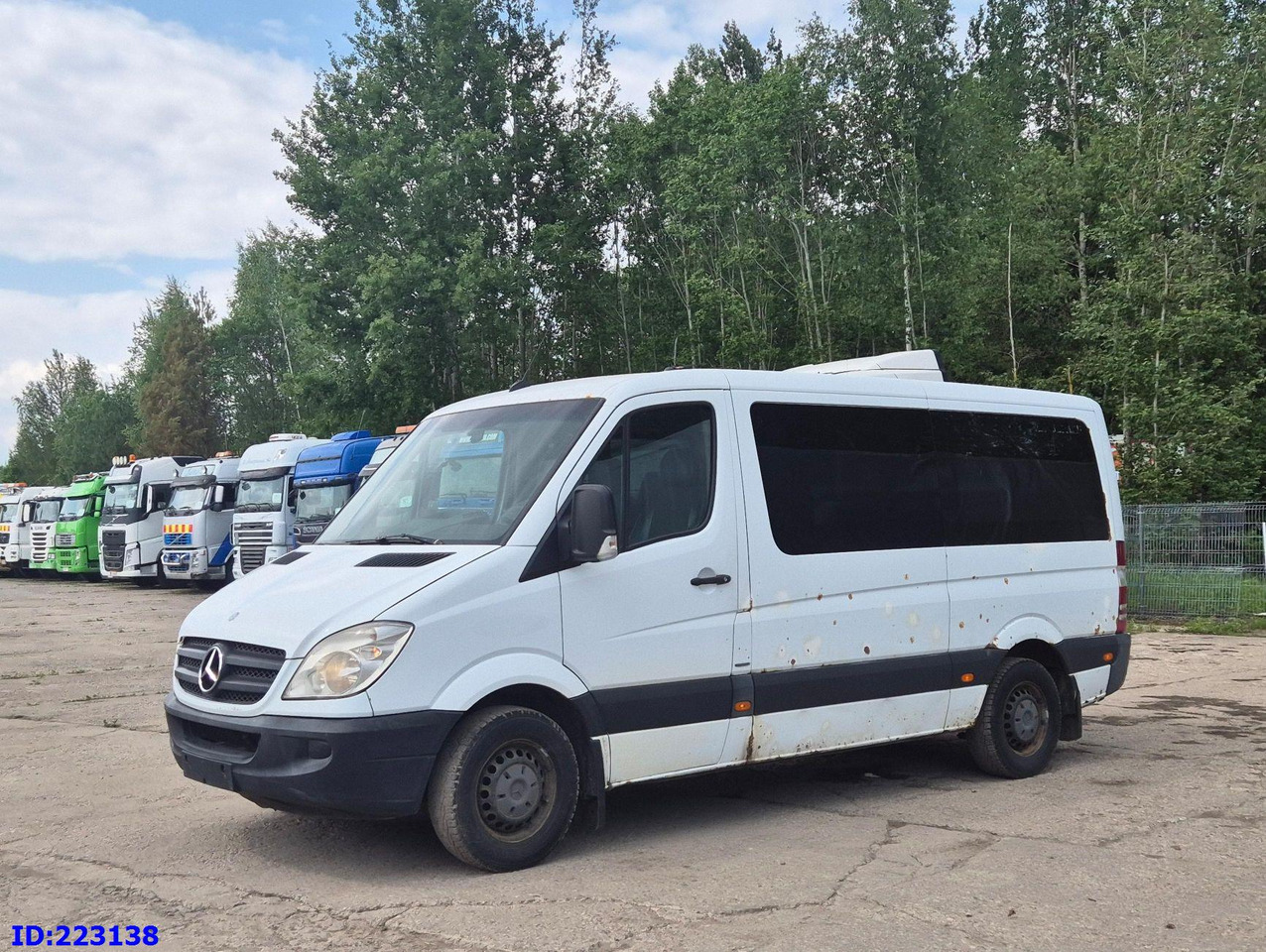 MERCEDES-BENZ Sprinter 213 - Euro5 - Autocar: photos 4 MERCEDES-BENZ Sprinter 213 - Euro5 - Autocar: photos 4