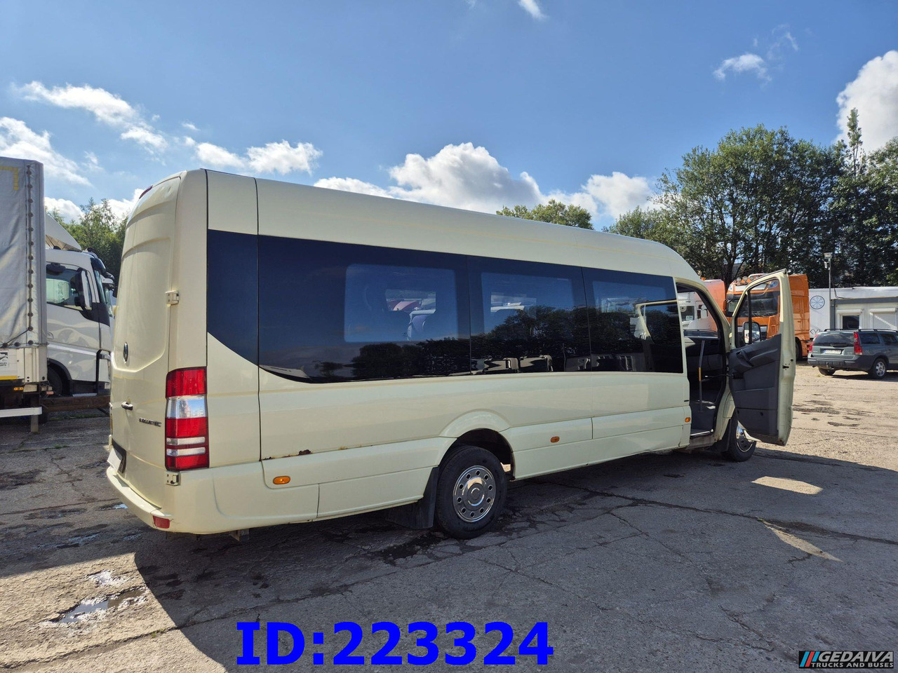 MERCEDES-BENZ Sprinter 516 XXL 20 place Euro6 - Autocar: photos 4 MERCEDES-BENZ Sprinter 516 XXL 20 place Euro6 - Autocar: photos 4