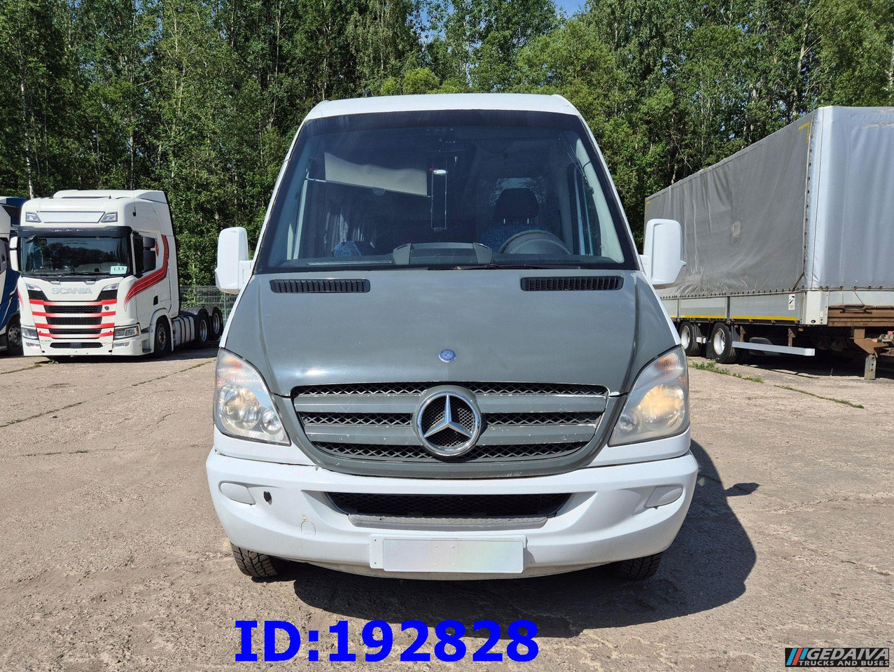 MERCEDES-BENZ Sprinter 519 - 17 place - Euro5 - Autocar: photos 2 MERCEDES-BENZ Sprinter 519 - 17 place - Euro5 - Autocar: photos 2