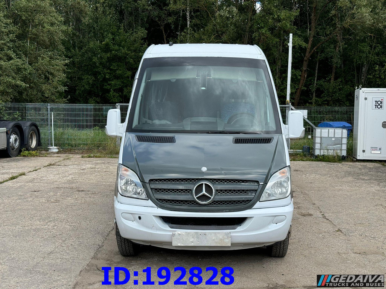 MERCEDES-BENZ Sprinter 519 - 17 place - Euro5 - Autocar: photos 2 MERCEDES-BENZ Sprinter 519 - 17 place - Euro5 - Autocar: photos 2
