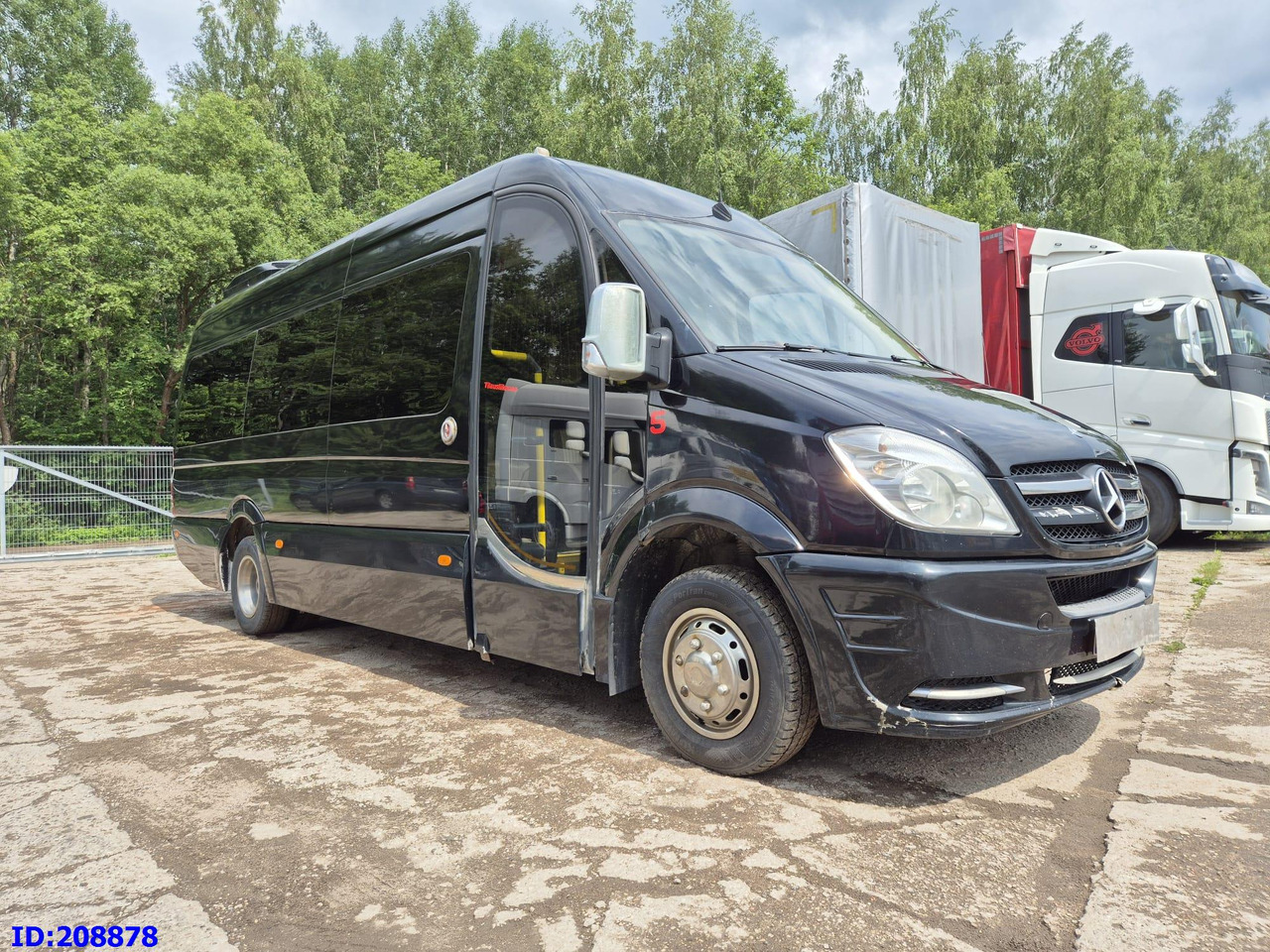 MERCEDES-BENZ Sprinter 519 -VIP- 17 places - Autocar: photos 4 MERCEDES-BENZ Sprinter 519 -VIP- 17 places - Autocar: photos 4